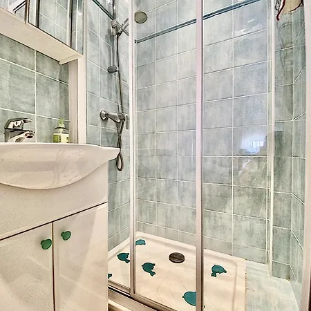 Palais Hoche 2p Lon5218 Apartment Cannes